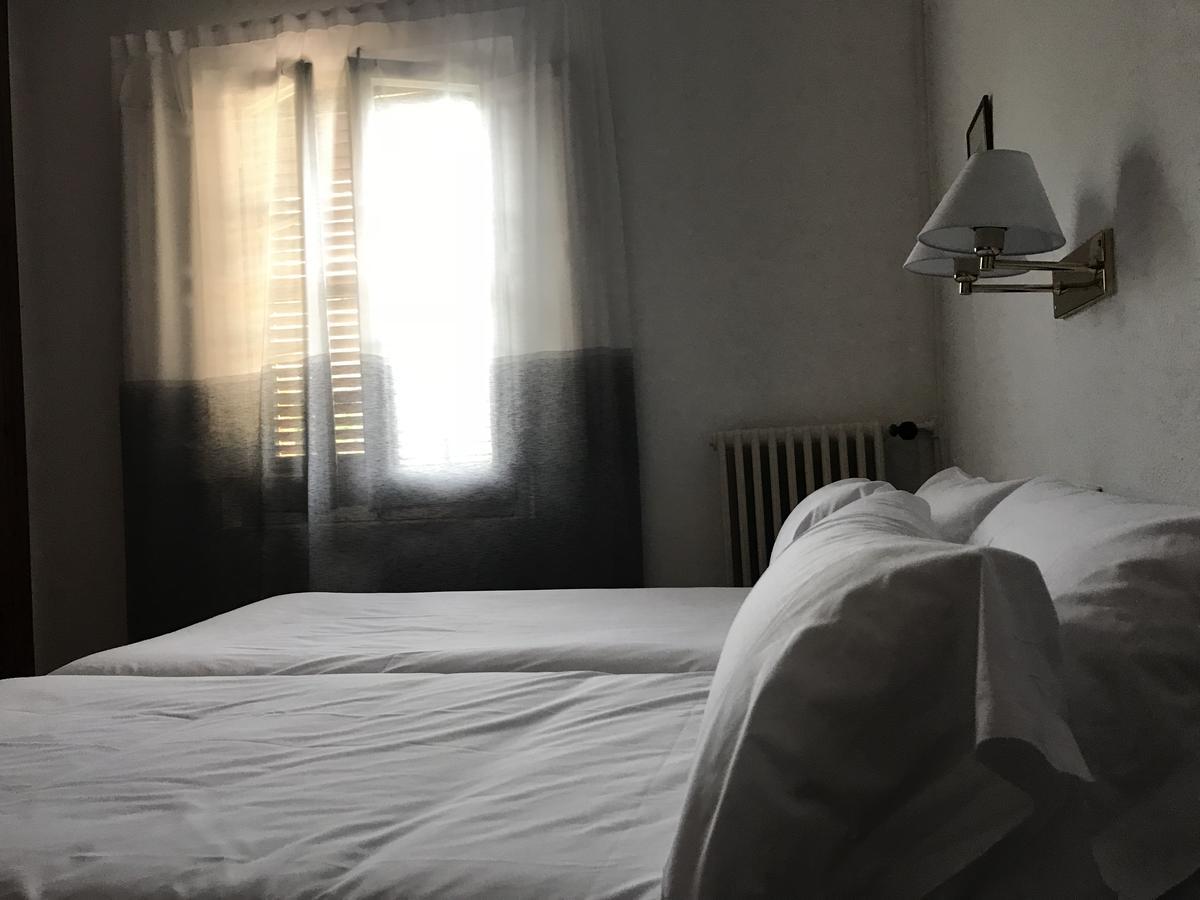 Hostal De La Gloria วีลาเดรา ภายนอก รูปภาพ