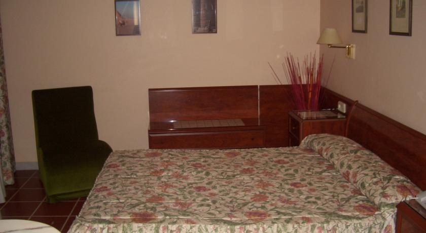 Hostal De La Gloria วีลาเดรา ภายนอก รูปภาพ